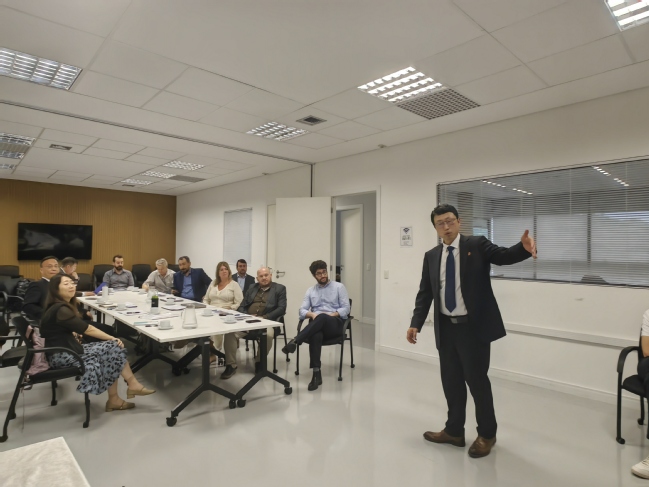 深化拉美合作,共促能源发展:我校代表团访问巴西、智利成果丰硕 深化拉美合作,共促能源发展:我校代表团访问巴西、智利成果丰硕