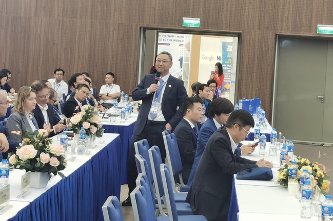 宋来参加越南2025 IEEE环境与电气工程亚洲会议并做主旨报告 宋来参加越南2025 IEEE环境与电气工程亚洲会议并做主旨报告