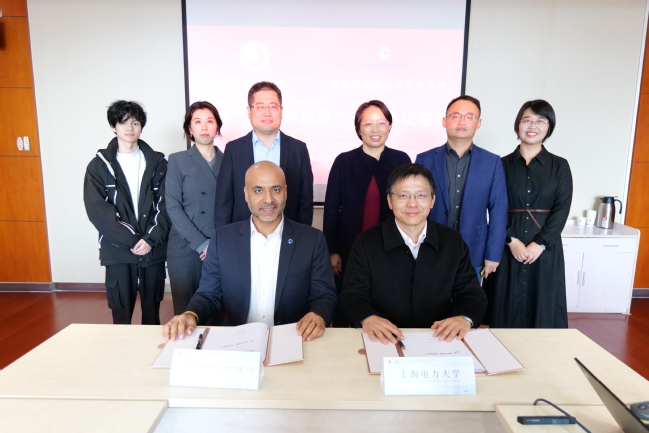 我校人工智能学部与高知特信息技术有限公司举行校企“微订单培养”合作协议签约仪式 我校人工智能学部与高知特信息技术有限公司举行校企“微订单培养”合作协议签约仪式